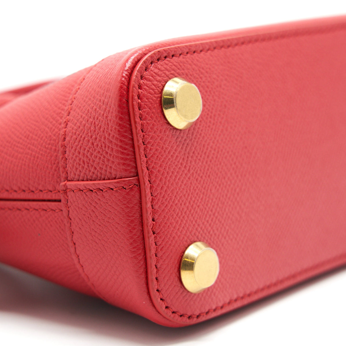 Luxar732 elegant leather Handbag angled view