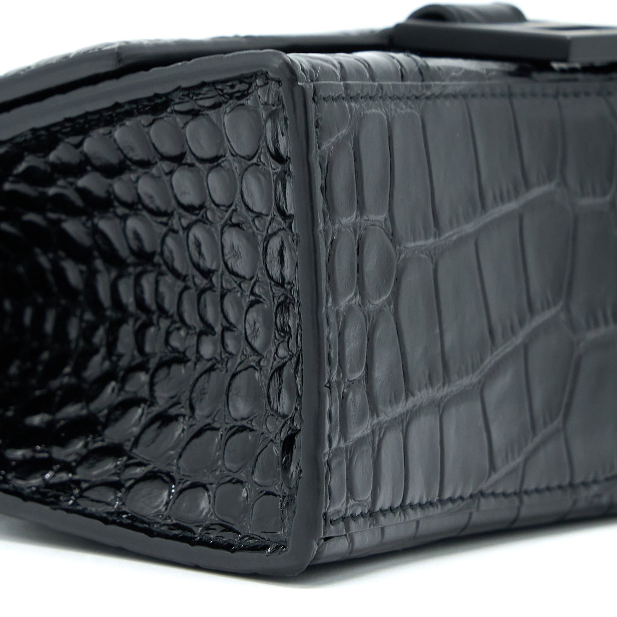 Luxar624 elegant leather Handbag top view