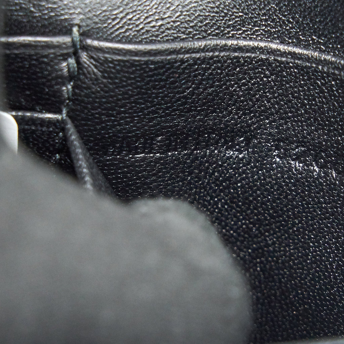 Luxar599 elegant leather Handbag side view