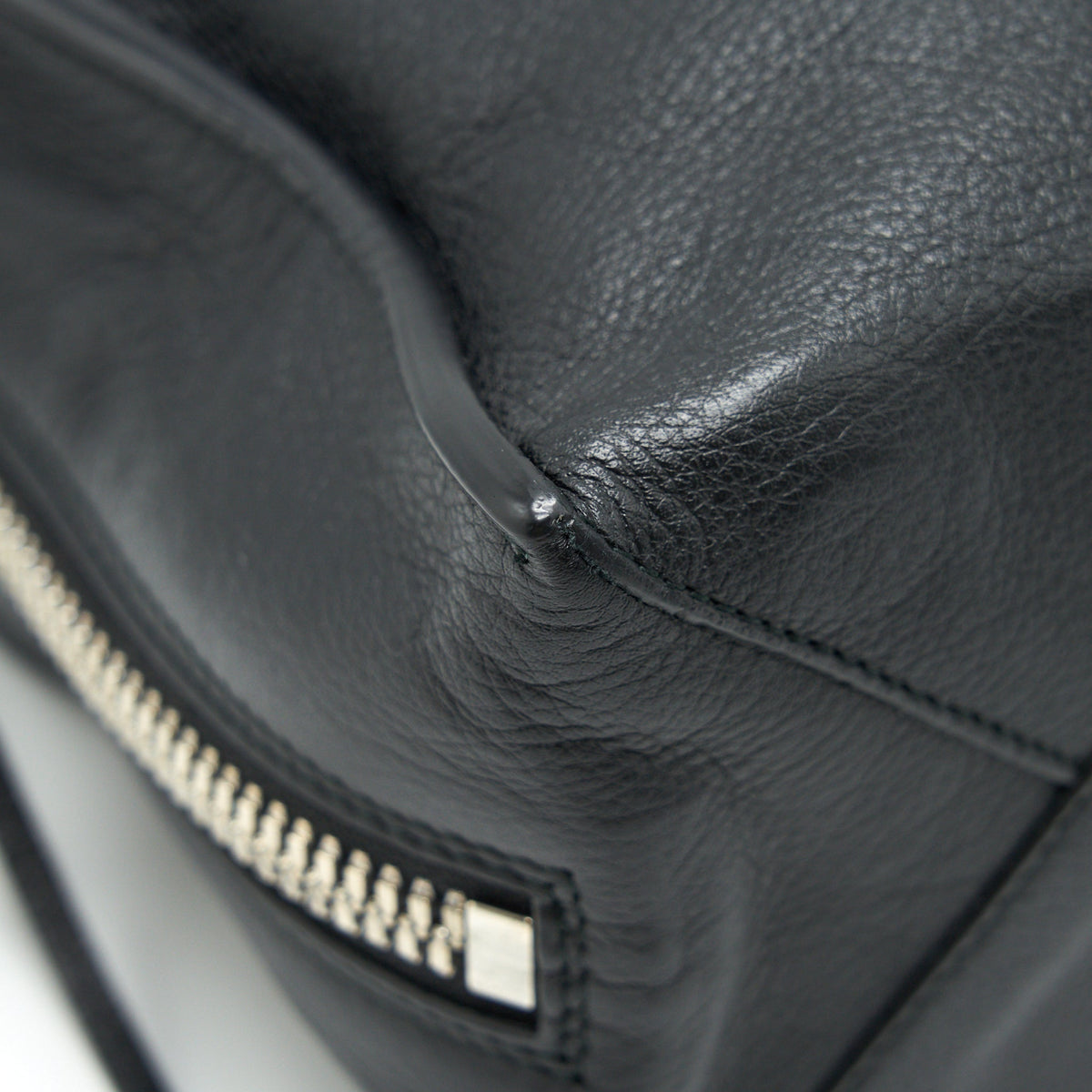 Luxar750 elegant leather Handbag top view