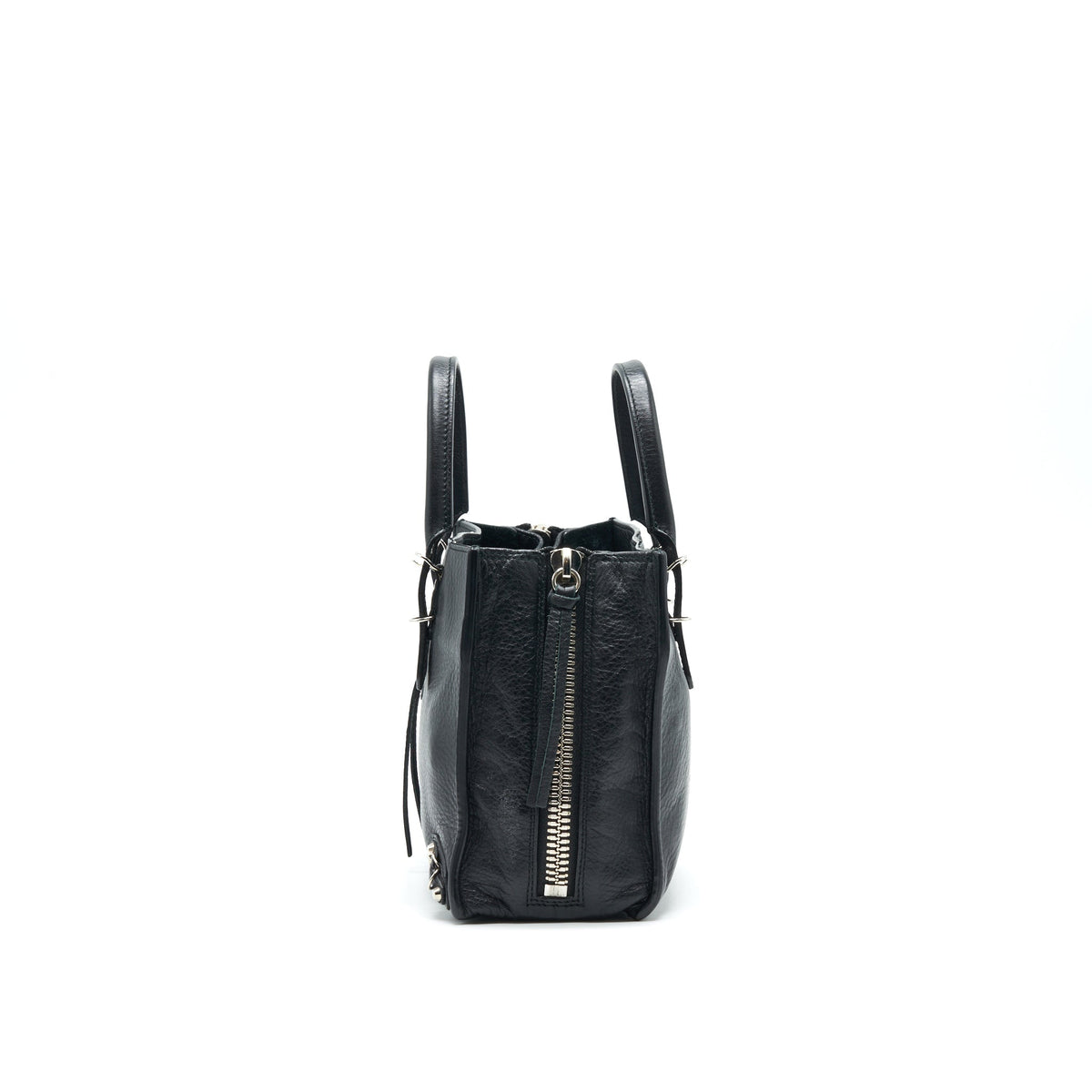 Luxar736 elegant leather Handbag close-up detail