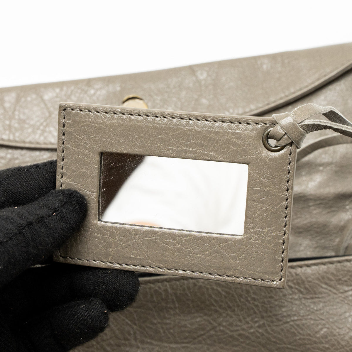 Luxar646 elegant leather Handbag top view