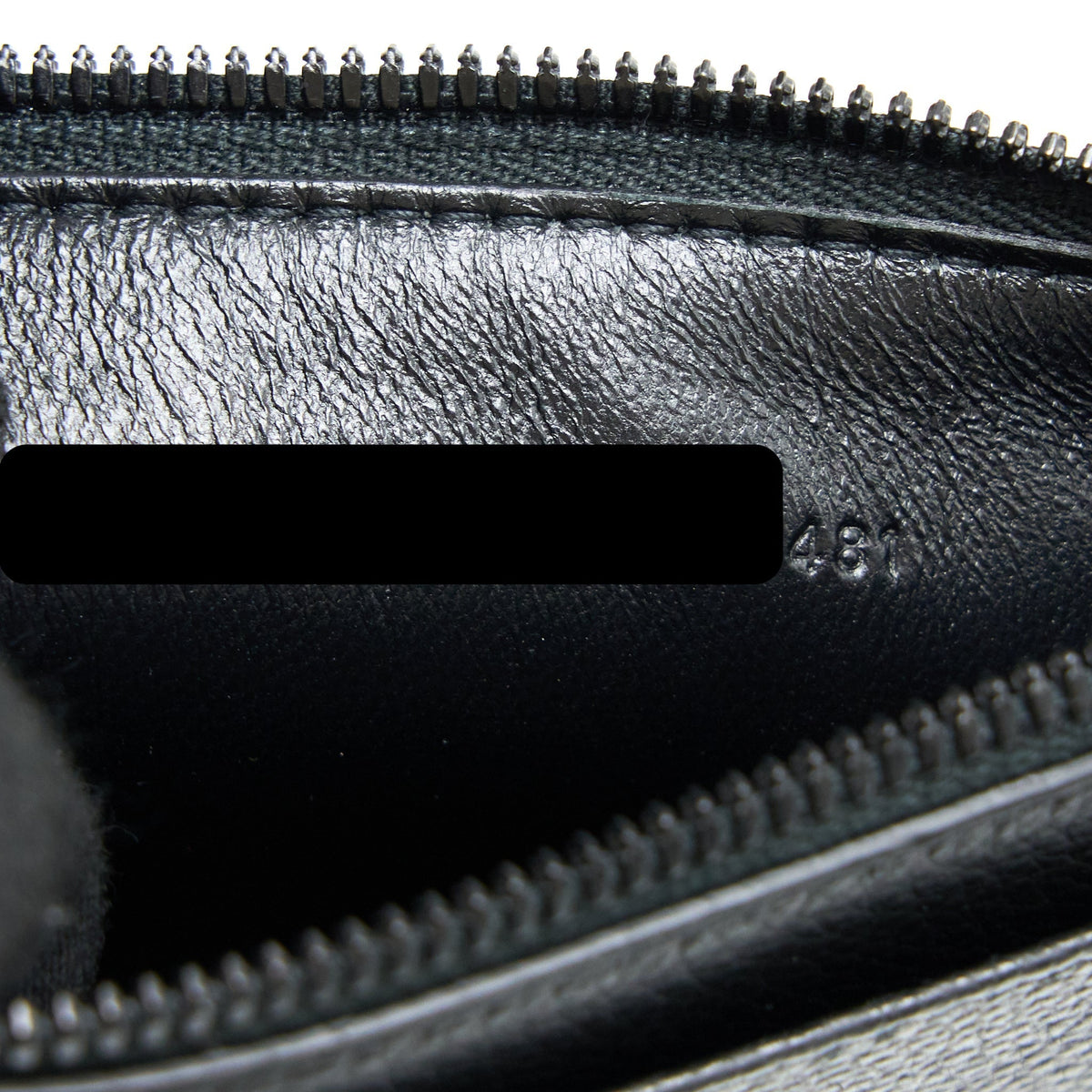 Luxar636 elegant leather Handbag interior detail