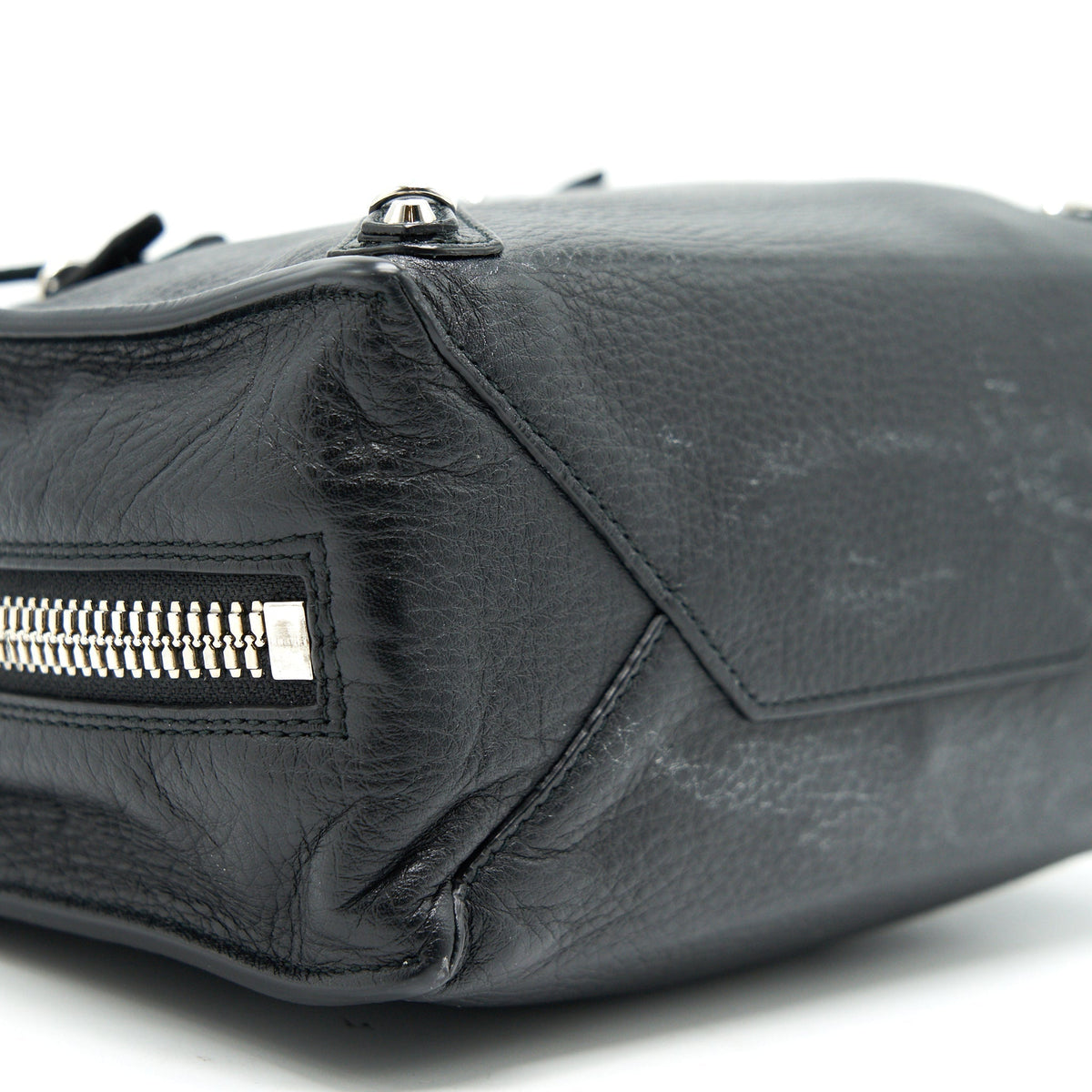 Luxar736 elegant leather Handbag top view