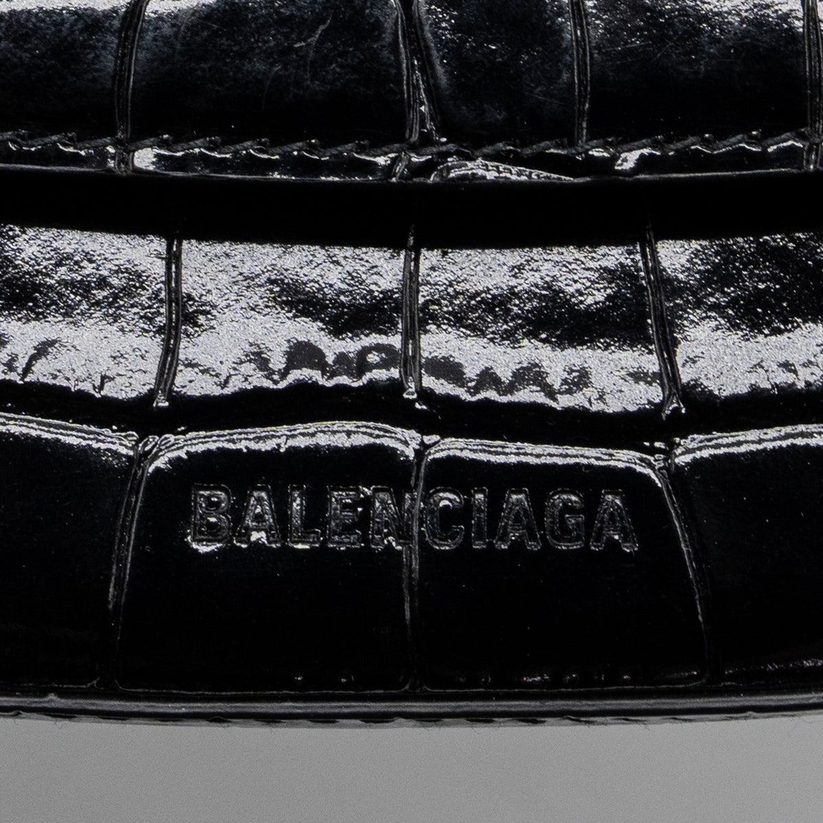 Luxar652 elegant leather Handbag top view