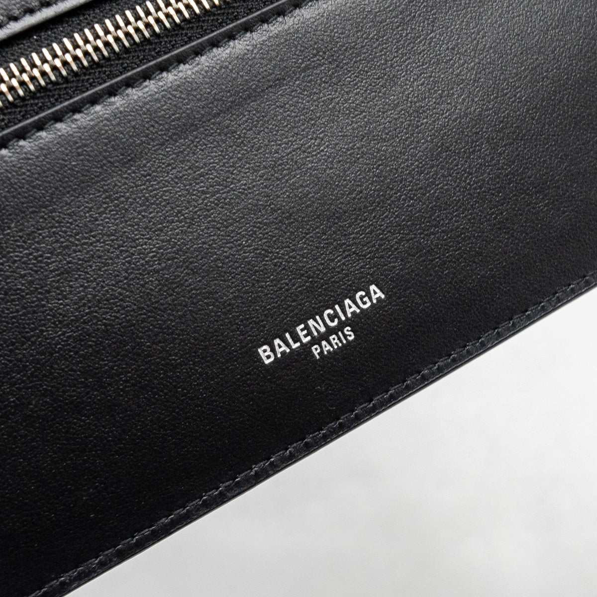 Luxar695 elegant leather Handbag side view
