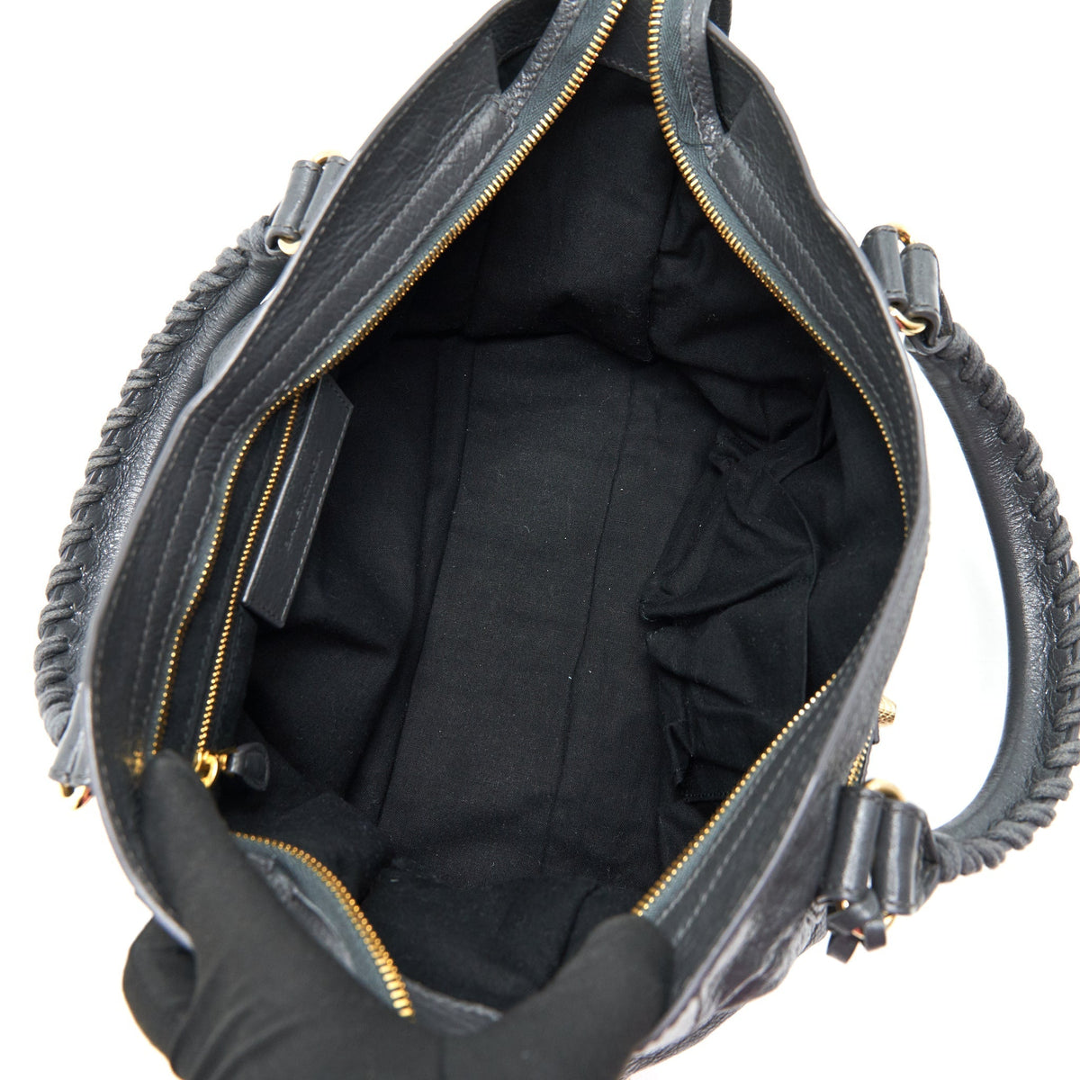 Luxar602 elegant leather Handbag angled view