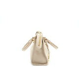 Luxar739 elegant leather Handbag close-up detail
