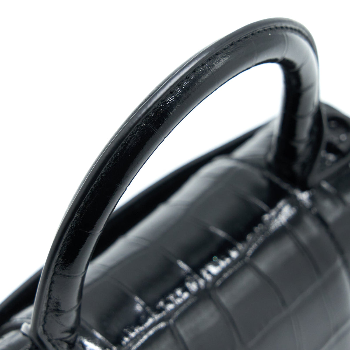Luxar640 elegant leather Handbag top view