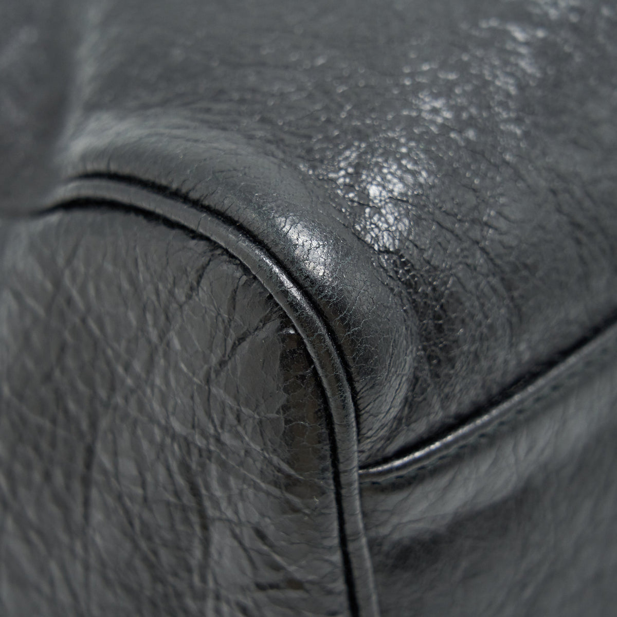 Luxar752 elegant leather Handbag top view