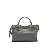 Luxar741 elegant leather Handbag close-up detail