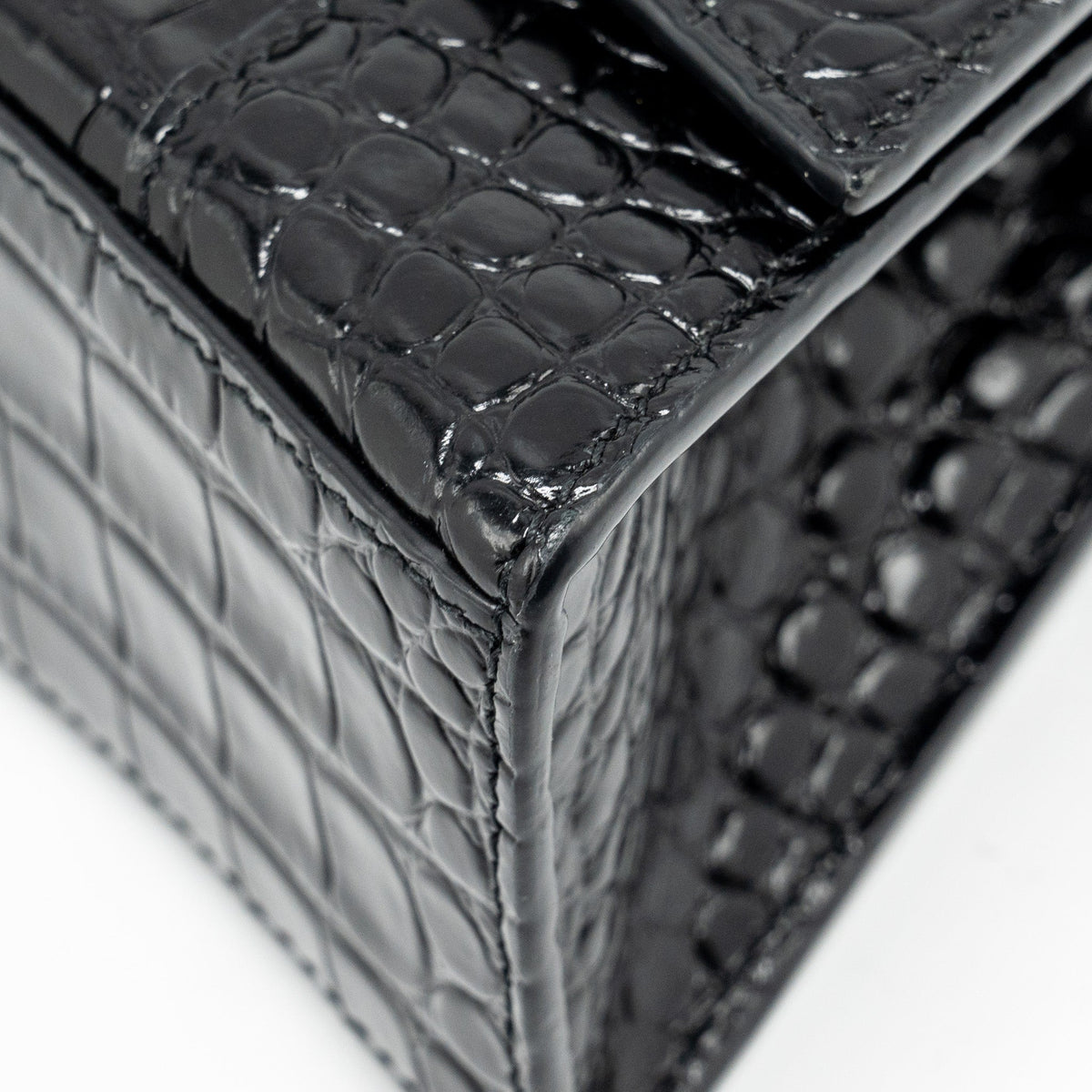 Luxar693 elegant leather Handbag top view