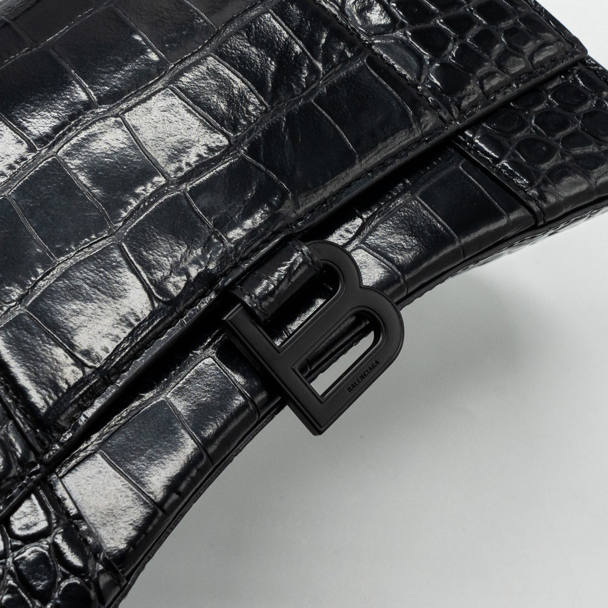 Luxar658 elegant leather Handbag top view