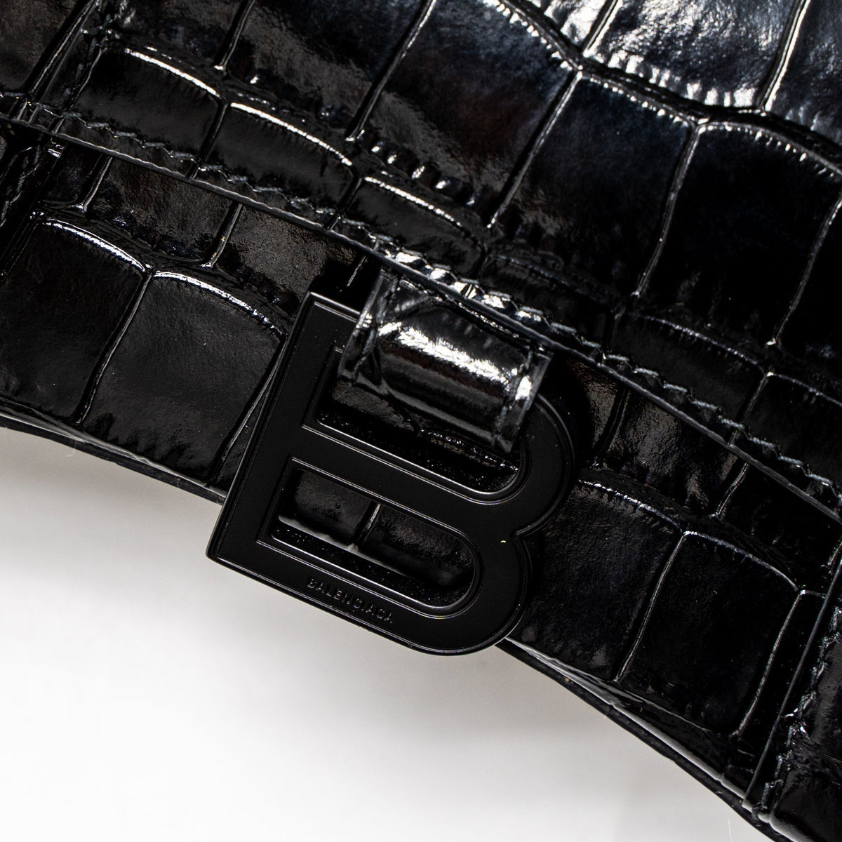 Luxar639 elegant leather Handbag top view