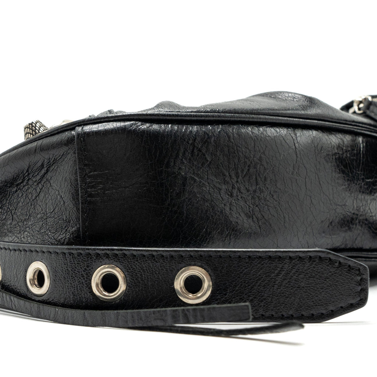 Luxar672 elegant leather Handbag top view