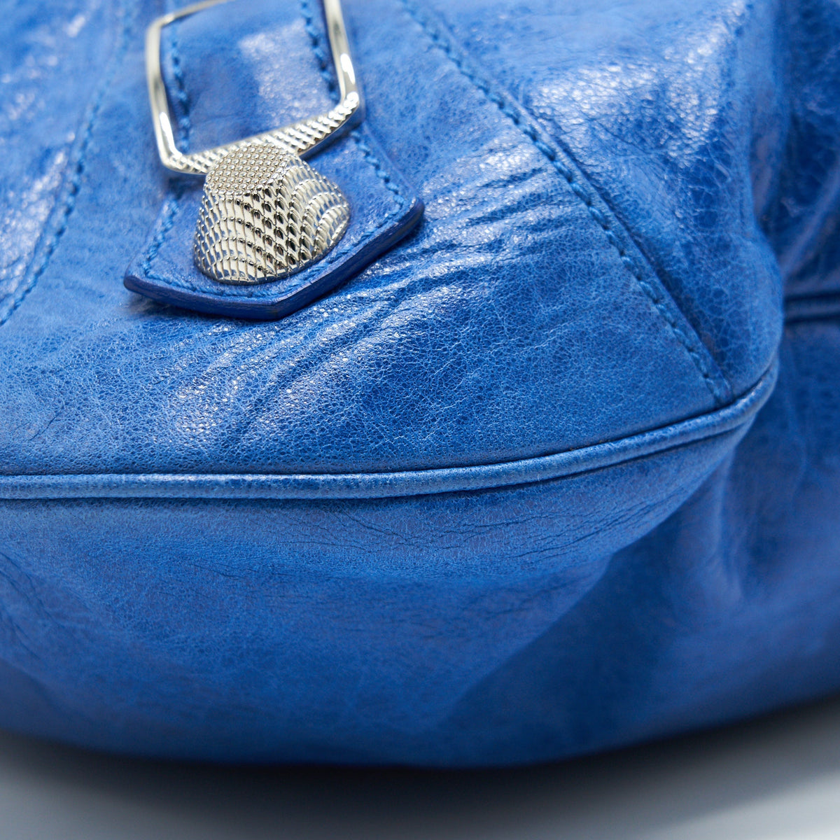 Luxar754 elegant leather Handbag top view