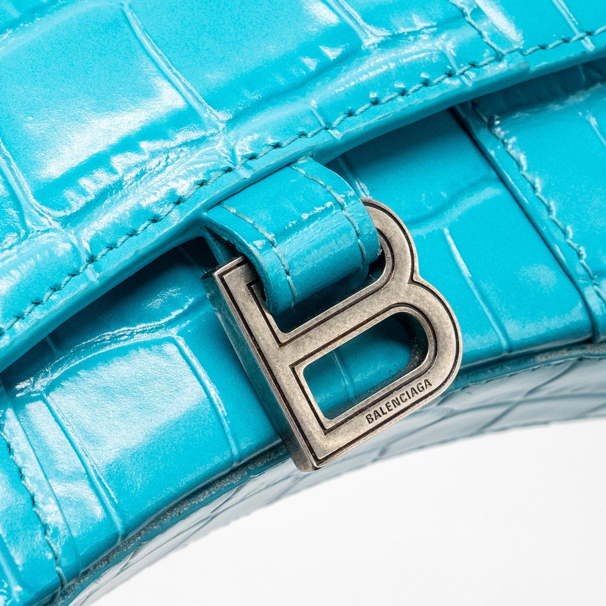Luxar685 elegant leather Handbag top view