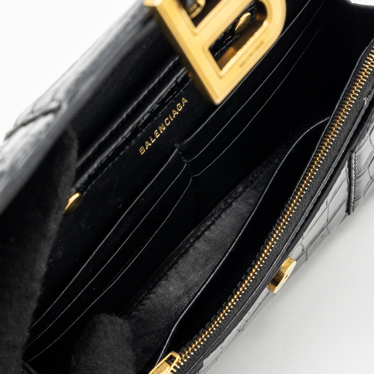 Balenciaga Hourglass Wallet On Chain Croc Embossed Calfskin Black GHW — Designer Chain Bag