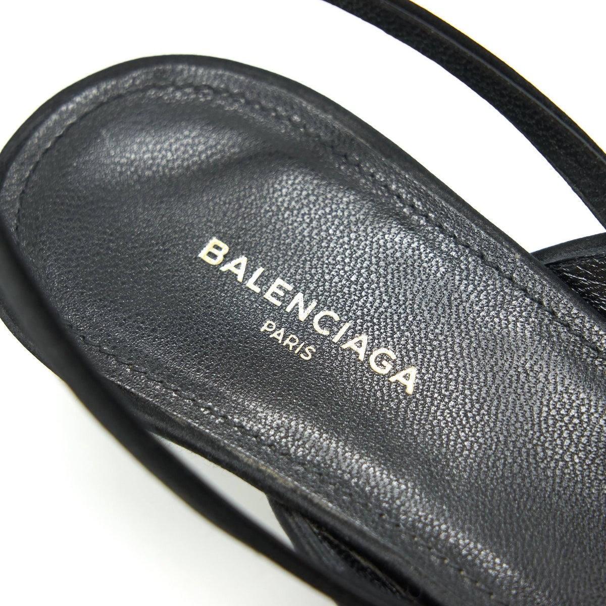 Luxar728 elegant leather Handbag angled view
