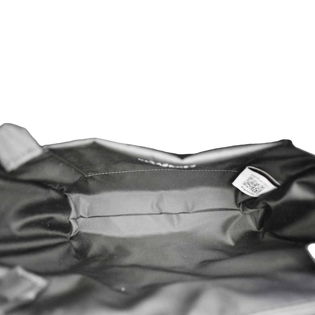 Solvanoria elegant leather Tote Bag interior detail
