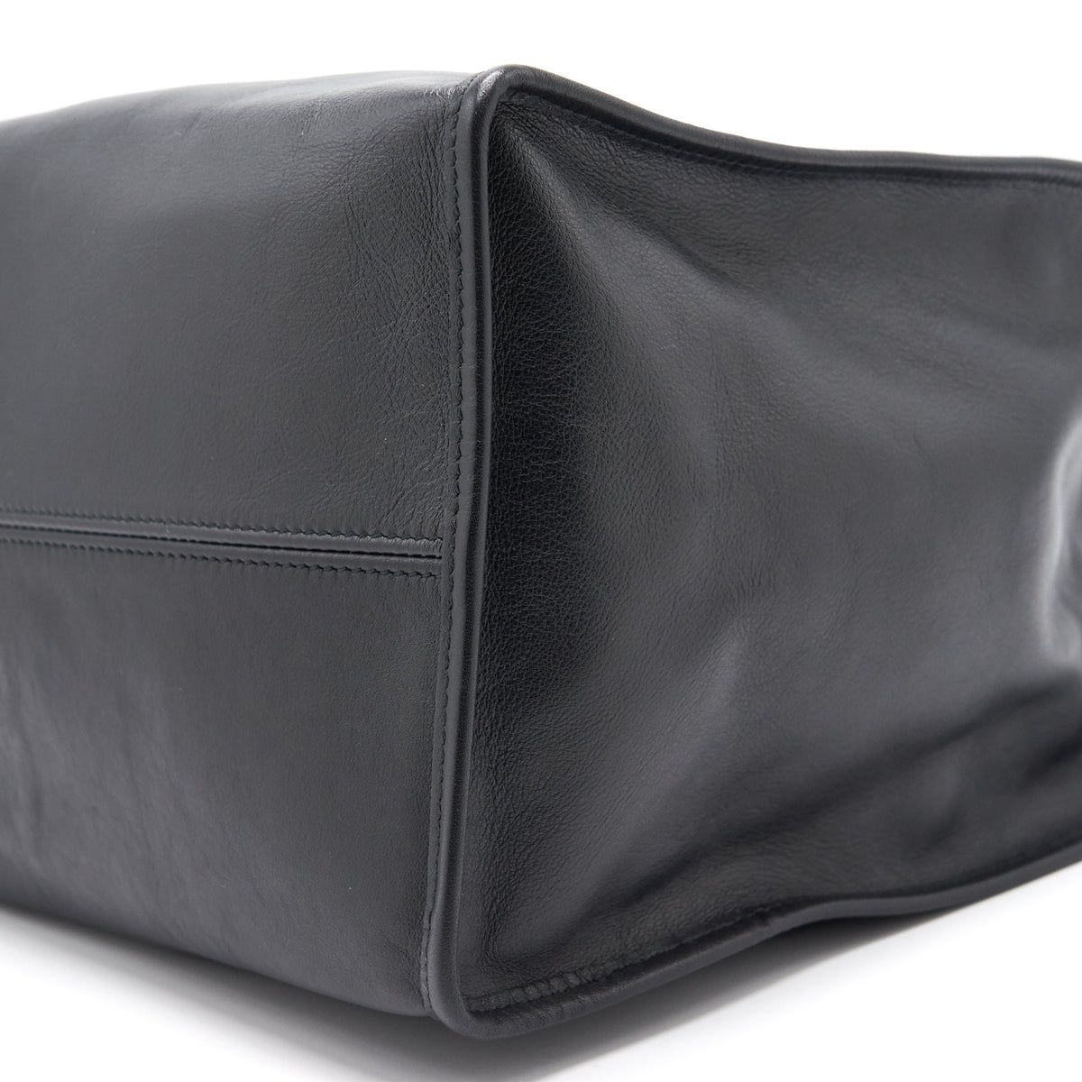 Luxar721 elegant leather Handbag top view