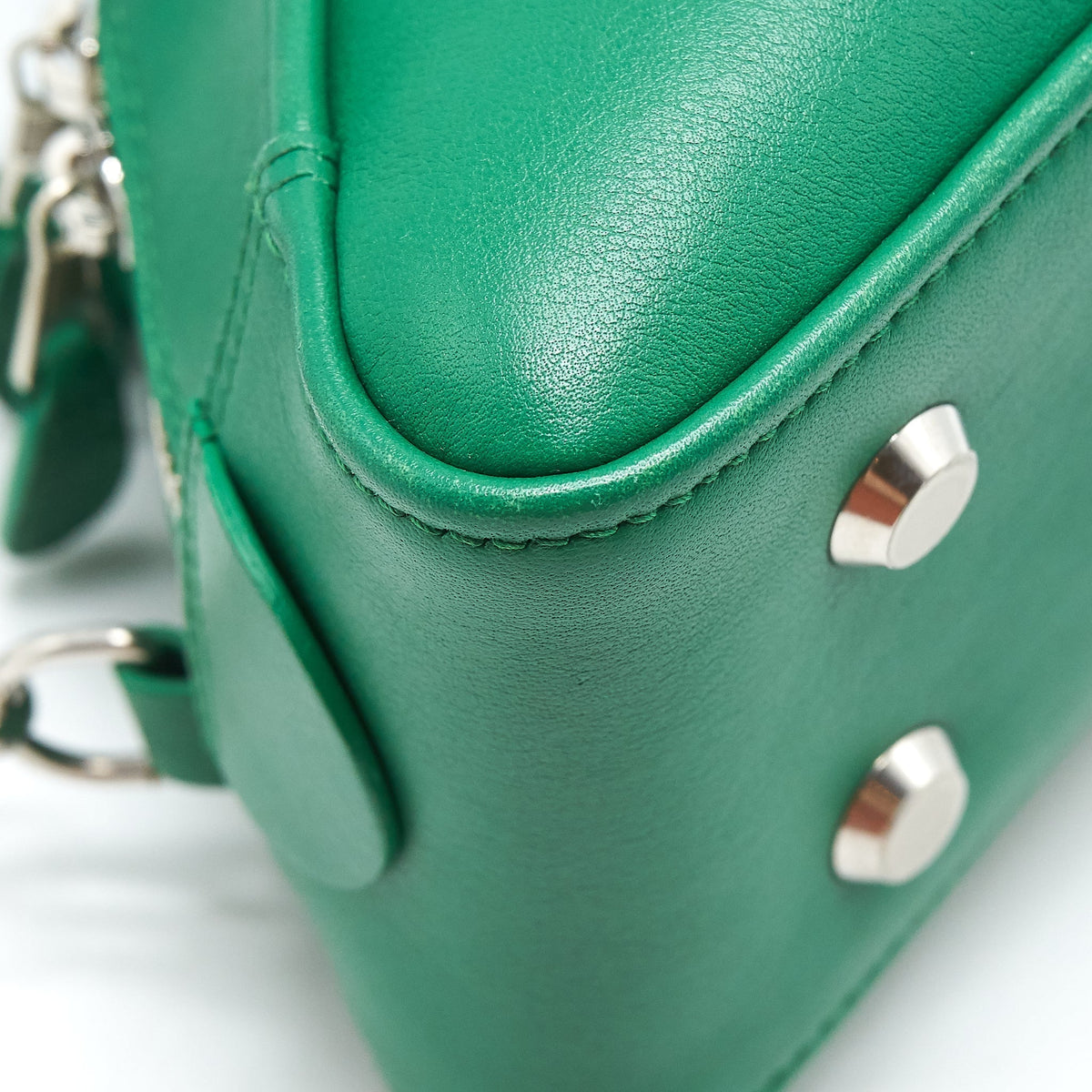 Luxar609 elegant leather Handbag top view