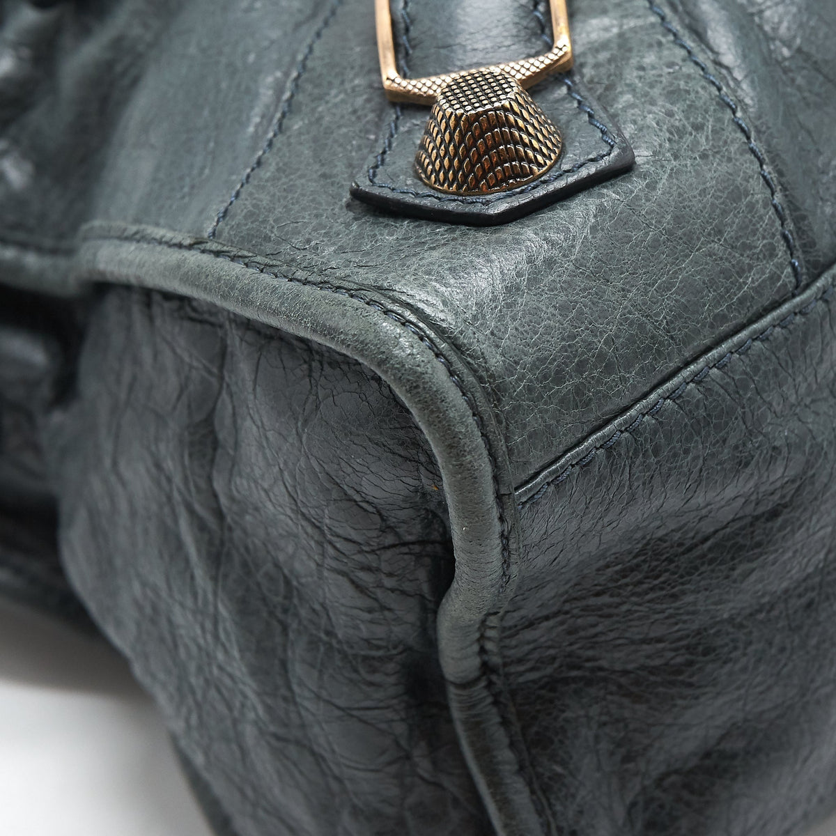 Luxar610 elegant leather Handbag top view