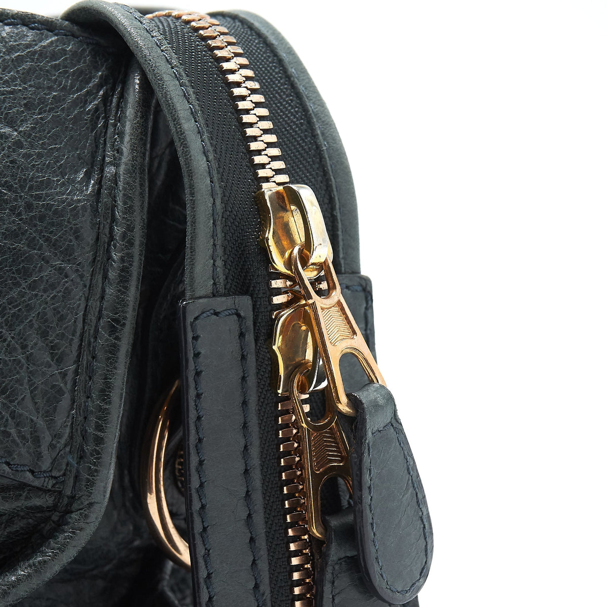 Luxar610 elegant leather Handbag interior detail