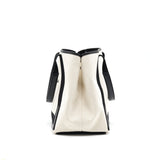 Luxar726 elegant leather Handbag interior detail