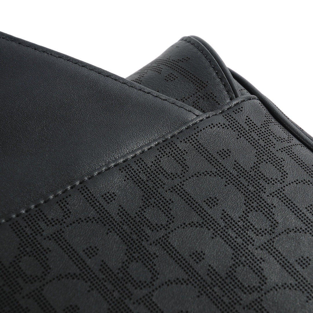 Christian Dior Saddle Bag – luxury designer cd saddle bag at Bellvora