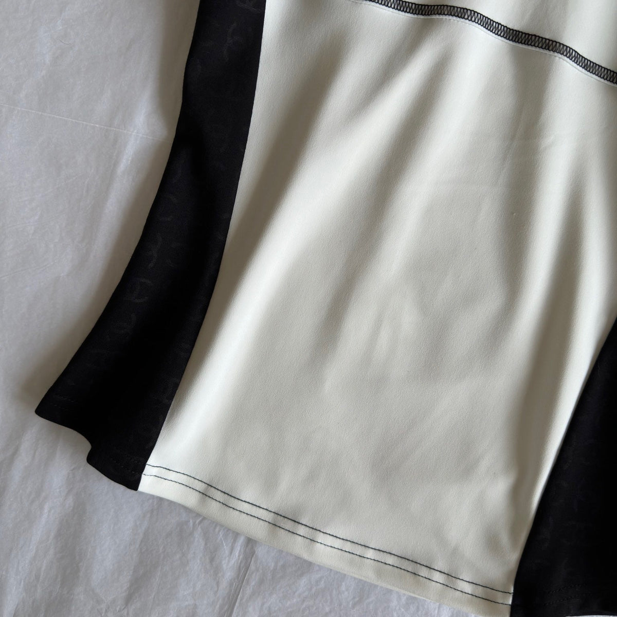 Chanel T-Shirt – luxury designer piece at Bellvora