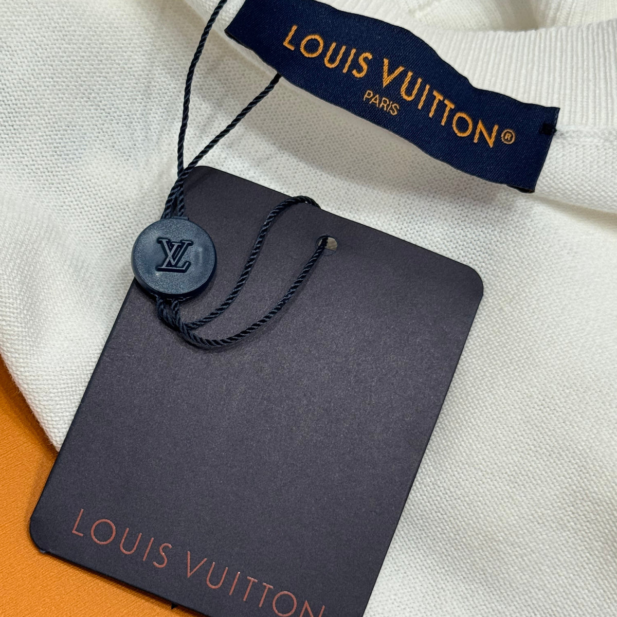 Louis Vuitton T-Shirts? Louis Vuitton Lou T-shirt Premium Designer Cotton T-Shirt