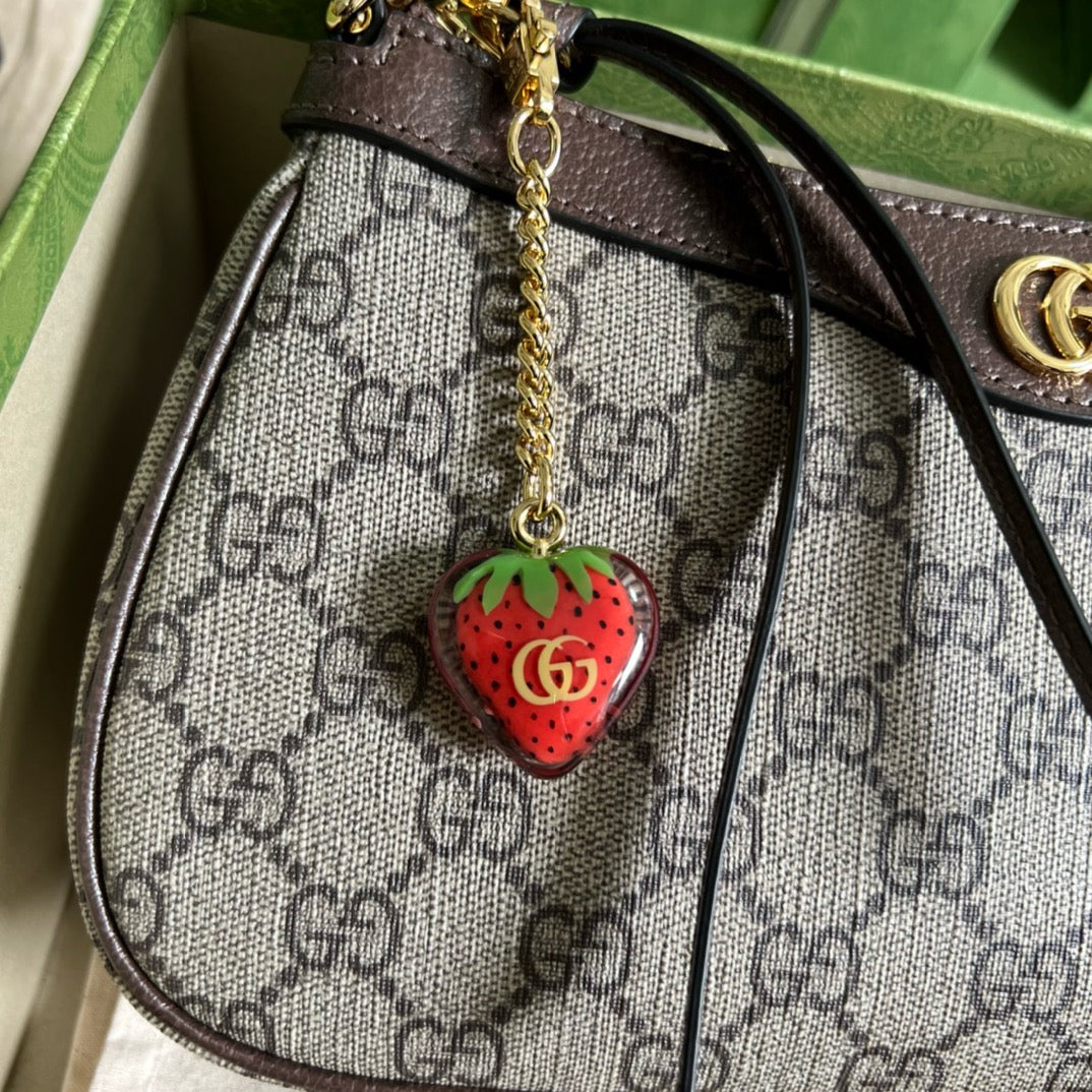 Gucci Ophidia Small Shoulder Bag – luxury designer shoulder bag at Bellvora