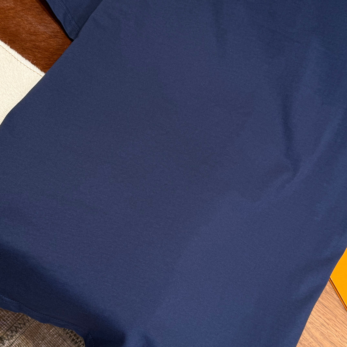 Louis Vuitton T-Shirts? Louis Vuitton Lou T-shirt Premium Designer Cotton T-Shirt