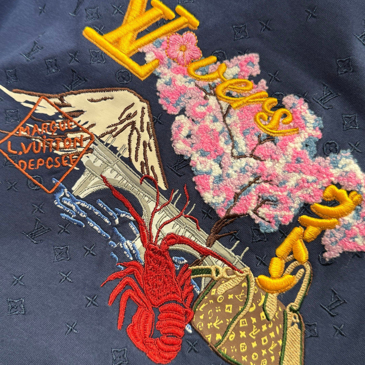 Louis Vuitton T-Shirts? Louis Vuitton Lou T-shirt Premium Designer Cotton T-Shirt