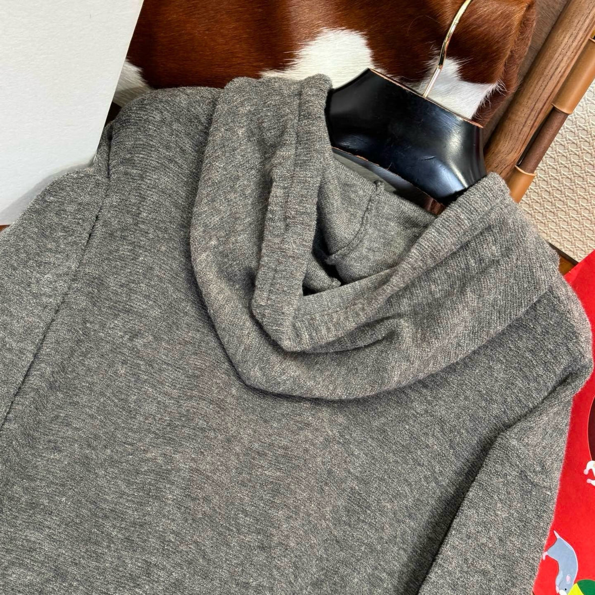 Hoodies? Loew Hoodie Comfortable Luxury Streetwear Hoodie