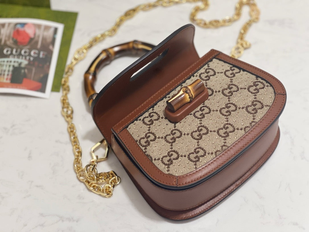 Gucci Bamboo 1947 Crystals Mini Bag detail shot – designer craftsmanship and quality