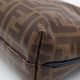 Mania premium bags detail and craftsmanship close-up
