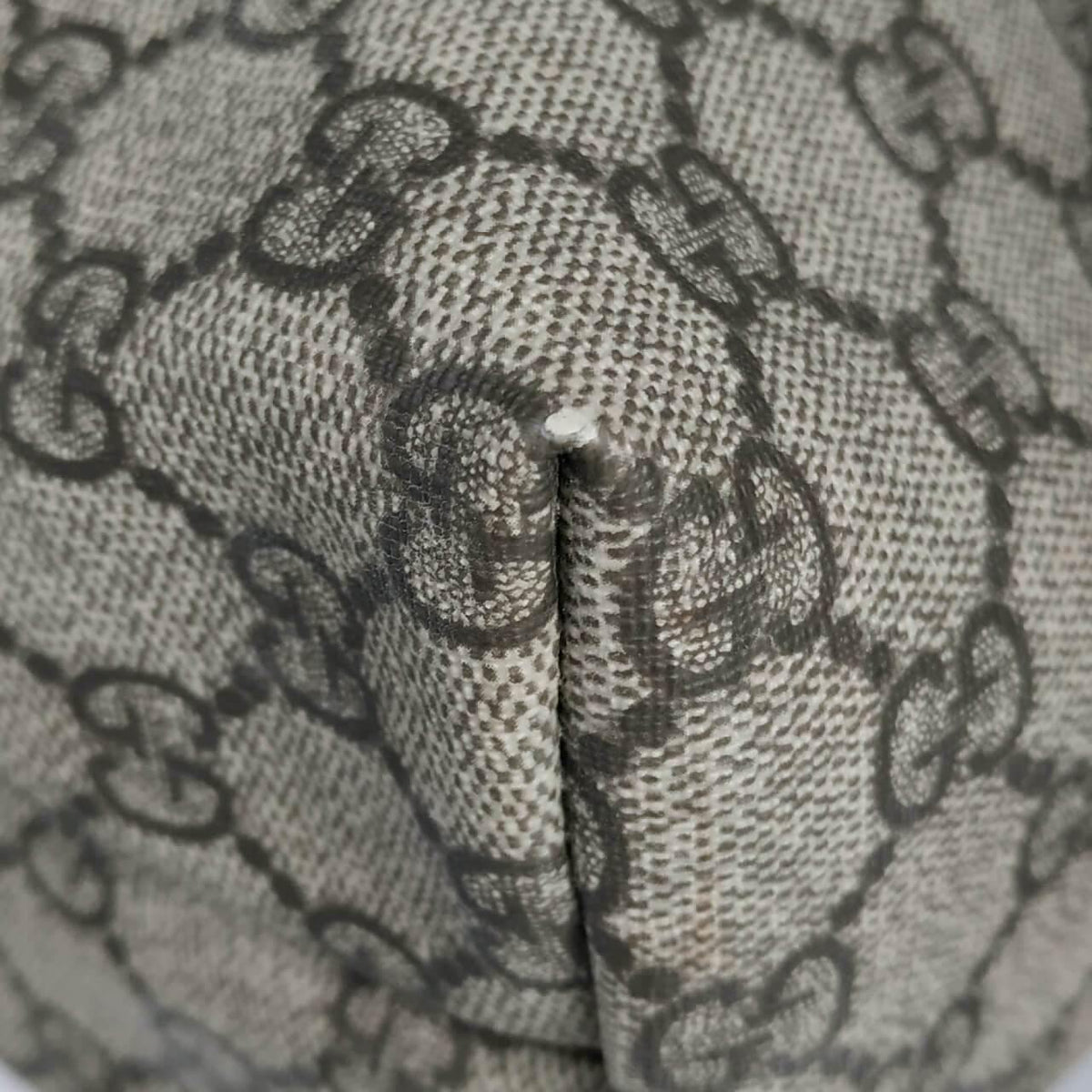 Close-up of GG bags hardware and fine stitching
