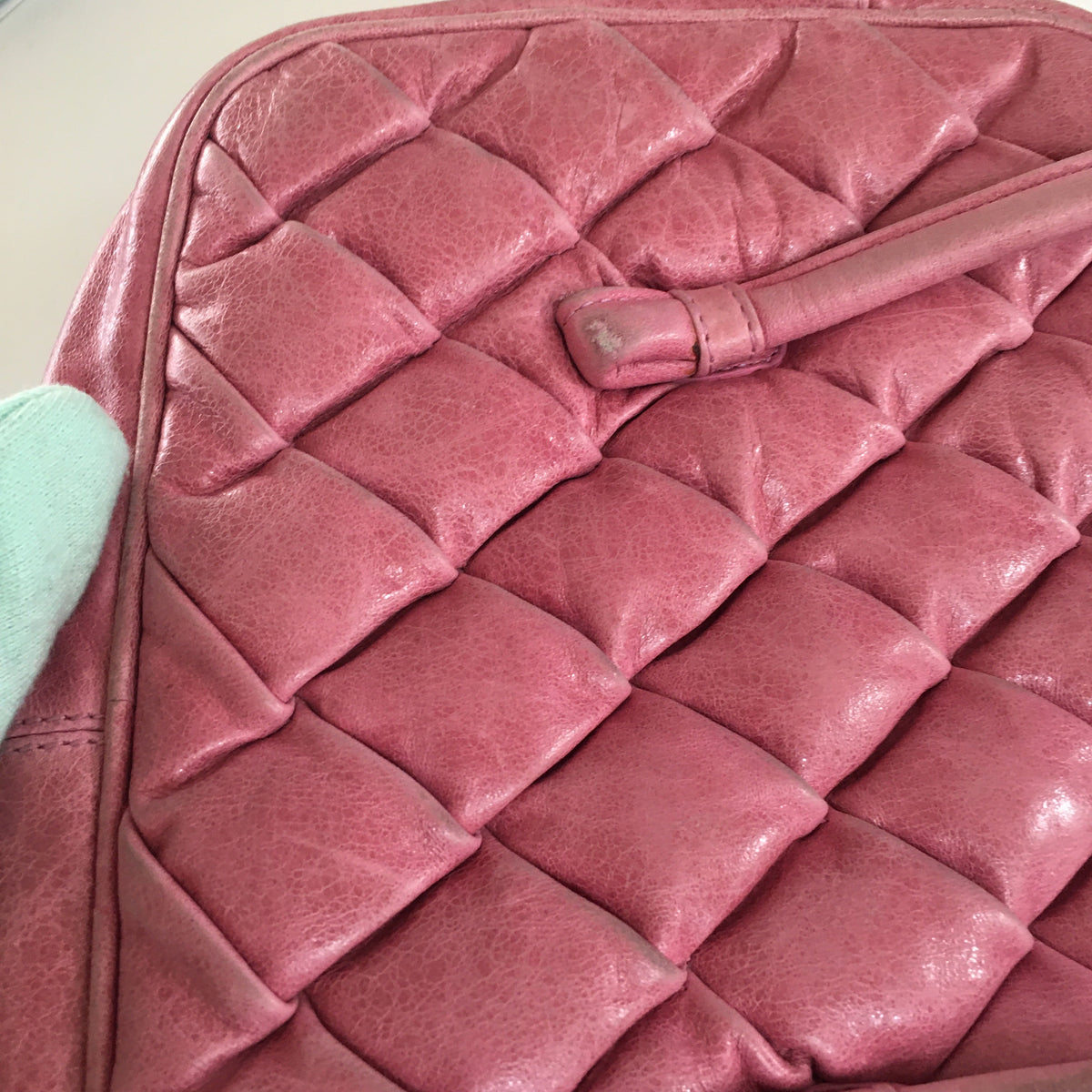 Balenciaga Shoulder Bag in Pink Leather — Designer Shoulder Bag