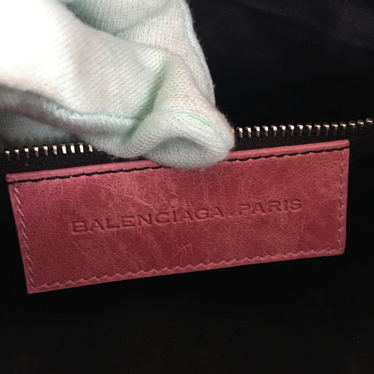 Balenciaga Shoulder Bag in Pink Leather — Designer Shoulder Bag