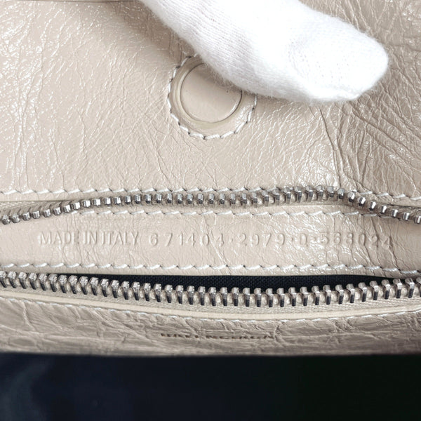 Aurebris elegant leather Luxury Bag back view