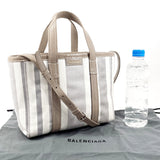 Aurebris elegant leather Luxury Bag close-up detail