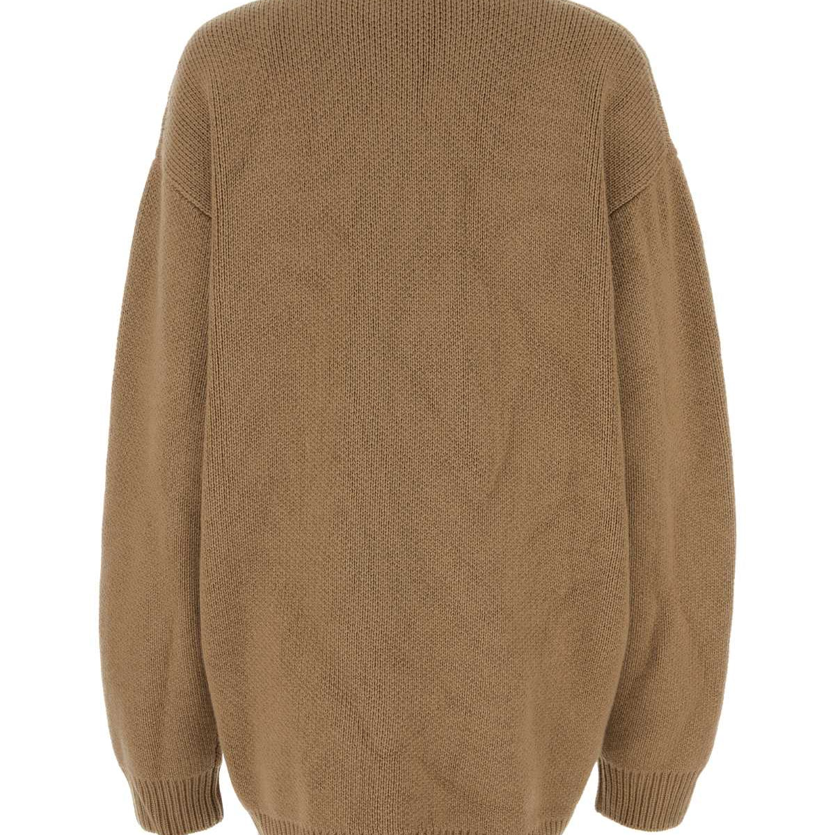 Prada premium jerseys & knitwear detail and craftsmanship close-up