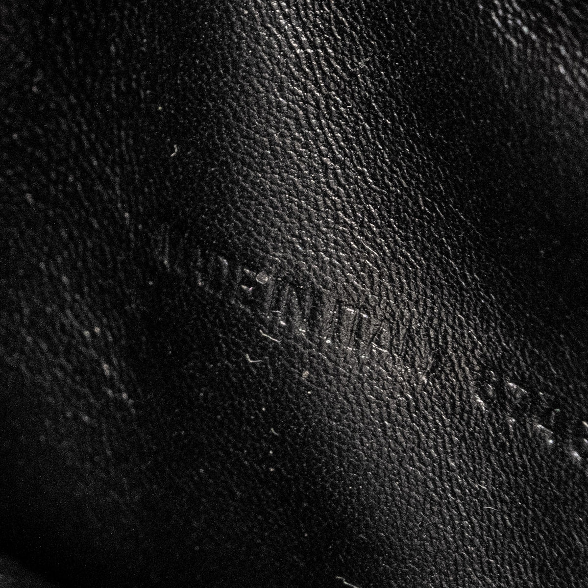 Luxar703 elegant leather Handbag top view