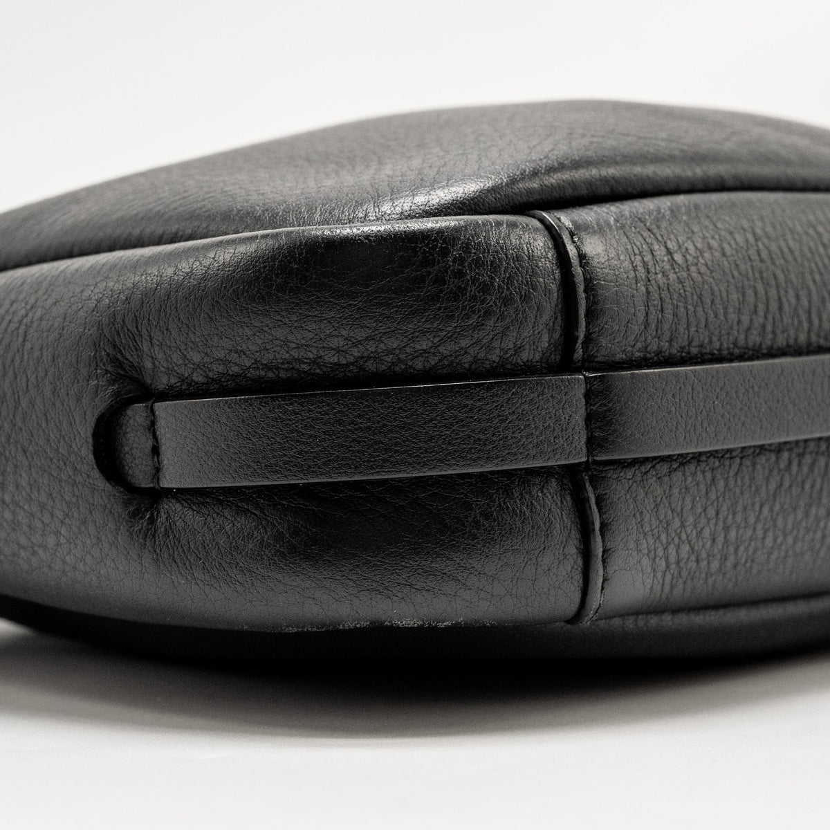 Luxar708 elegant leather Handbag top view