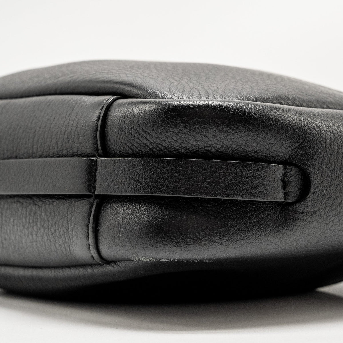 Luxar708 elegant leather Handbag top view