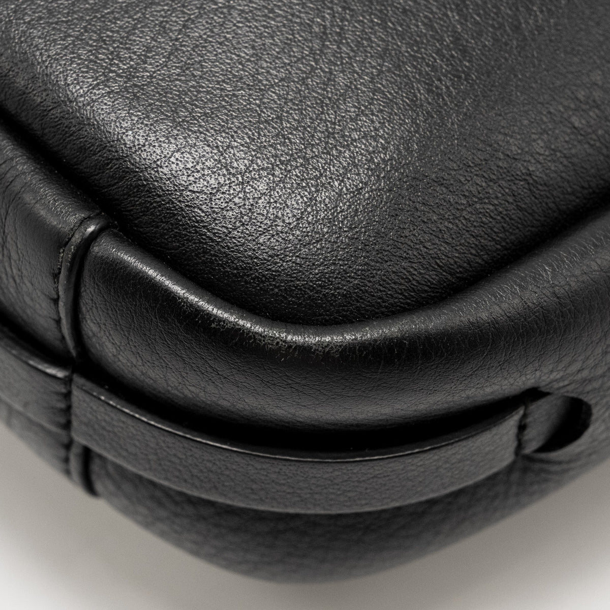 Luxar708 elegant leather Handbag interior detail