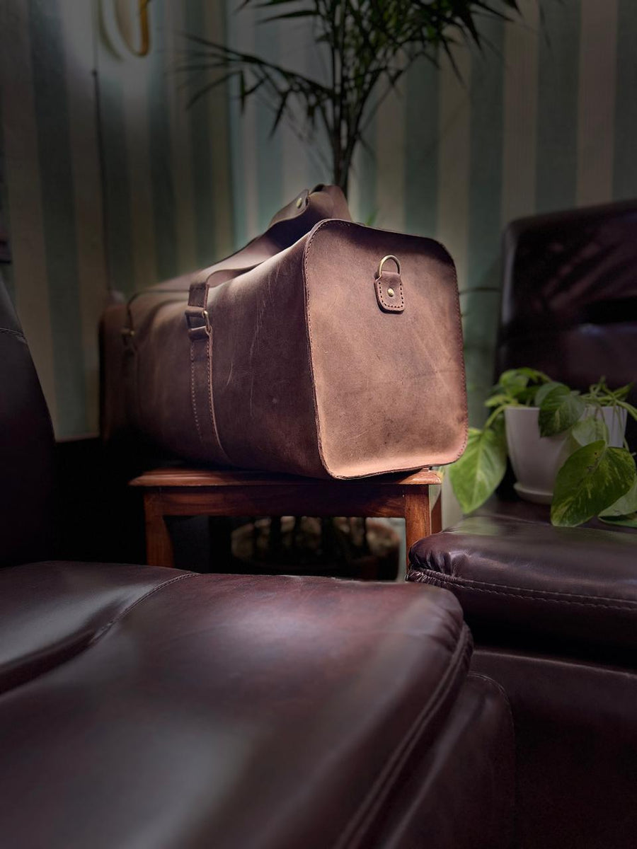 Shelly Mason Men's Leather Bag detail shot – authentic designer craftsmanship