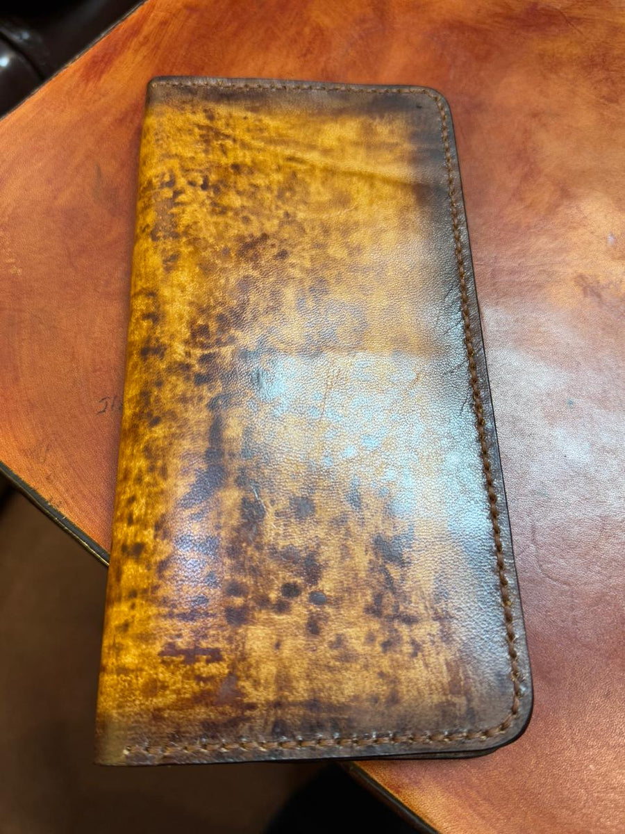 Front view of Shelly Mason Leather Wallet premium bag